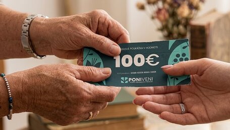 Darčeková poukážka do záhrady: darček, ktorý neskončí v zásuvke, ale začne rásť